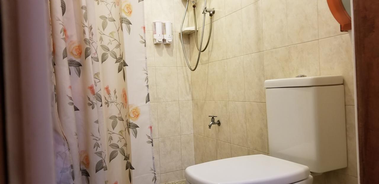 Siriwan Guesthouse Чиангмай Экстерьер фото